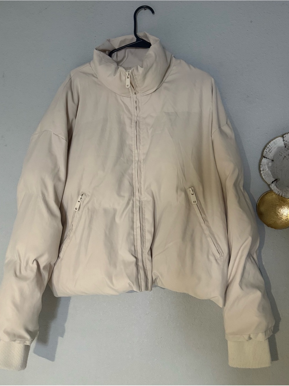 DISSH Cortez Oyster Puffer Jacket - Neutral Zip Front